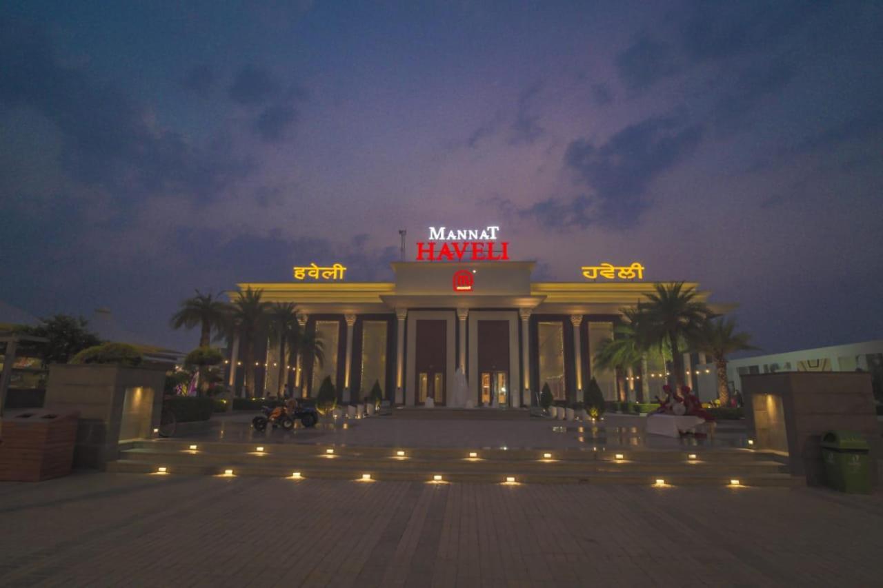 מלון Kurukshetra Mannat Haveli מראה חיצוני תמונה